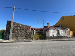 Moradia T4 - Almeida, Almeida, Guarda