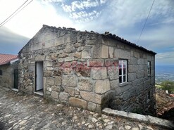 Moradia T3 - Folgosinho, Gouveia, Guarda