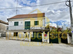 Moradia T4 - Ruvina, Sabugal, Guarda