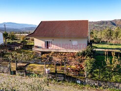 Moradia T2 - Sobral Pichorro, Fornos de Algodres, Guarda