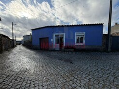 Moradia T3 - Escalho, Figueira de Castelo Rodrigo, Guarda