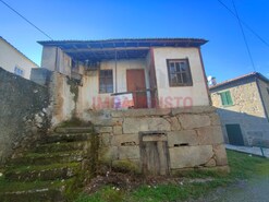 Moradia T3 - Cerdeira, Sabugal, Guarda