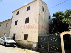 Moradia T4 - Marmeleiro, Guarda, Guarda