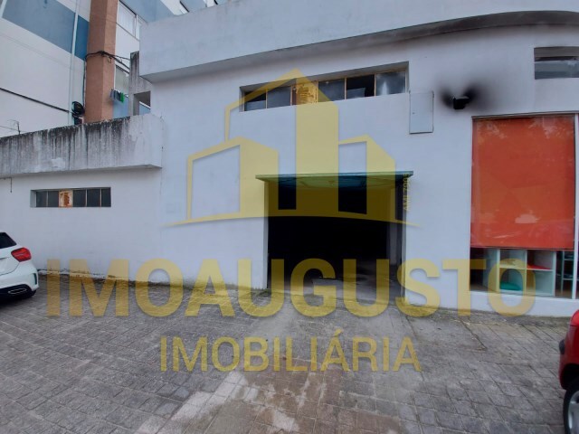 Garagem - Guarda, Guarda, Guarda - Imagem grande