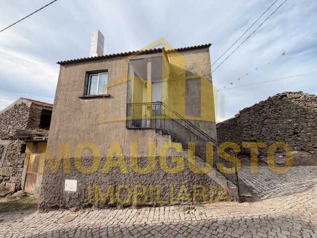 Moradia T3 - Marmeleiro, Guarda, Guarda - Imagem grande