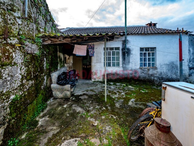 Moradia T2 - São Pedro, Celorico da Beira, Guarda - Imagem grande