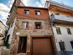 Moradia T2 - Famalicão, Guarda, Guarda