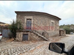 Moradia T3 - Valdujo, Trancoso, Guarda