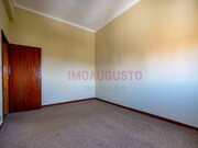 Moradia T2 - Gouveia, Gouveia, Guarda - Miniatura: 8/9