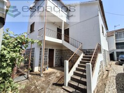 Moradia T3 - Lavacolhos, Fundo, Castelo Branco