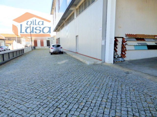 Armazm - Oliveira do Douro, Vila Nova de Gaia, Porto - Imagem grande
