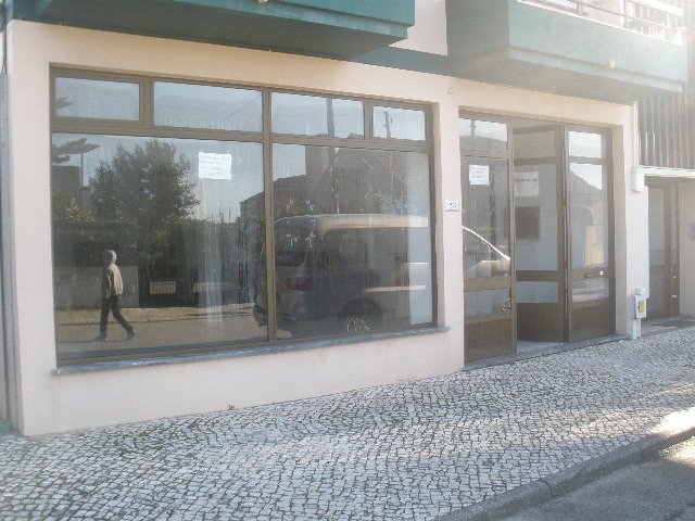 Loja - Vieira de Leiria, Marinha Grande, Leiria - Imagem grande