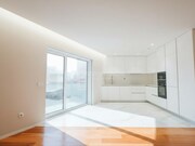 Apartamento T3 - P�voa de Varzim, P�voa de Varzim, Porto - Miniatura: 4/9