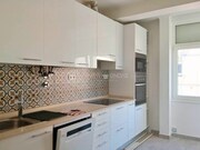 Apartamento T2 - Charneca da Caparica, Almada, Setbal - Miniatura: 1/9