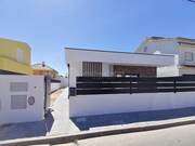 Moradia T3 - Fern�o Ferro, Seixal, Set�bal - Miniatura: 1/9