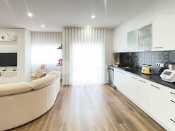Apartamento T3 - Santiago (Candoso), Guimares, Braga