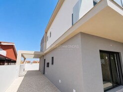 Moradia T3 - Fern�o Ferro, Seixal, Set�bal