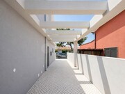 Moradia T3 - Fern�o Ferro, Seixal, Set�bal - Miniatura: 1/9