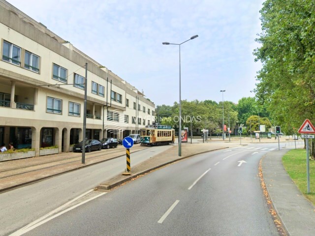 Garagem - Lordelo do Ouro, Porto, Porto - Imagem grande