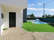 Moradia T3 - Castelo (Sesimbra), Sesimbra, Set�bal - Miniatura: 2/9