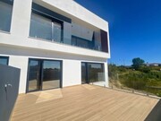 Moradia T3 - Caparica, Almada, Setbal - Miniatura: 1/9