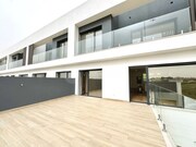 Moradia T4 - Caparica, Almada, Setbal - Miniatura: 1/9