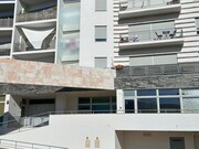 Com�rcio - Barcarena, Oeiras, Lisboa - Miniatura: 8/9