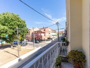 Apartamento T3 - Corroios, Seixal, Set�bal - Miniatura: 2/9