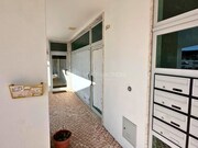 Com�rcio - Barcarena, Oeiras, Lisboa - Miniatura: 9/9