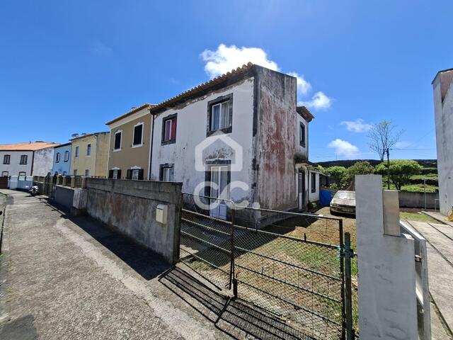 Moradia T3 - Terra Ch�, Angra do Heroismo, Ilha Terceira - Imagem grande