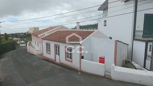 Moradia T2 - S�o Bento, Angra do Heroismo, Ilha Terceira - Miniatura: 16/16