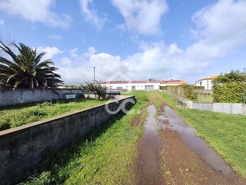 Armaz�m T0 - Lajes, Seia, Guarda - Miniatura: 9/19