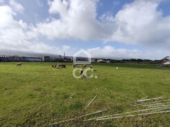Armaz�m T0 - Lajes, Seia, Guarda - Miniatura: 15/19