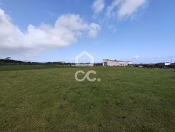 Armaz�m T0 - Lajes, Seia, Guarda - Miniatura: 16/19