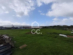 Armaz�m T0 - Lajes, Seia, Guarda - Miniatura: 17/19