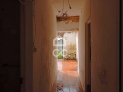 Ruina T0 - Lajes, Seia, Guarda - Miniatura: 8/10