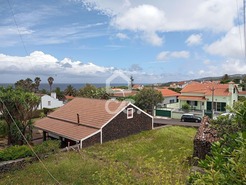 Ruina T0 - Biscoitos, Praia da Vit�ria, Ilha Terceira - Miniatura: 7/14