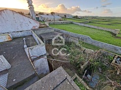 Moradia T3 - Praia da Vit�ria, Praia da Vit�ria, Ilha Terceira - Miniatura: 16/21