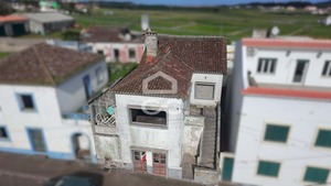 Moradia T3 - Praia da Vit�ria, Praia da Vit�ria, Ilha Terceira - Miniatura: 19/21