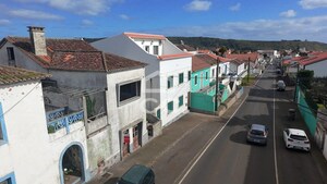 Moradia T3 - Praia da Vit�ria, Praia da Vit�ria, Ilha Terceira - Miniatura: 21/21