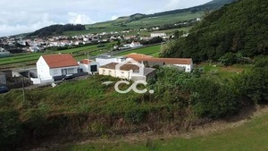 Moradia T2 - Santa B�rbara, Angra do Heroismo, Ilha Terceira - Miniatura: 20/20
