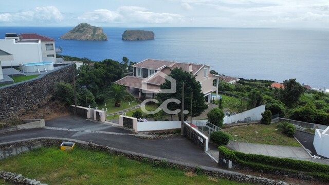 Moradia T4 - Feteira, Angra do Heroismo, Ilha Terceira - Imagem grande