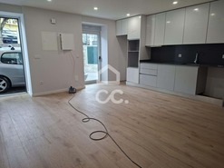 Apartamento T2 - Cavern�es, Viseu, Viseu - Miniatura: 2/18