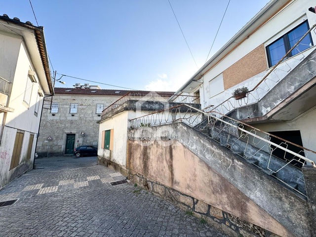 Moradia T3 - Abraveses, Viseu, Viseu - Imagem grande