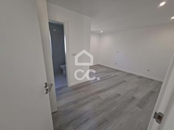 Moradia T3 - Fa�l e Vila Ch� de S�, Fund�o, Castelo Branco - Miniatura: 13/17