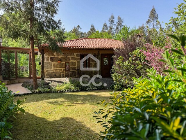 Moradia T6 - Ovoa, Santa Comba D�o, Viseu - Imagem grande