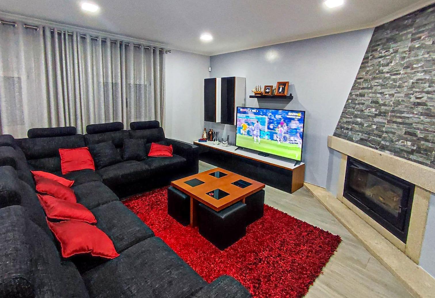 Moradia > T6 - Mirandela, Mirandela, Bragan�a - Miniatura: 7/10