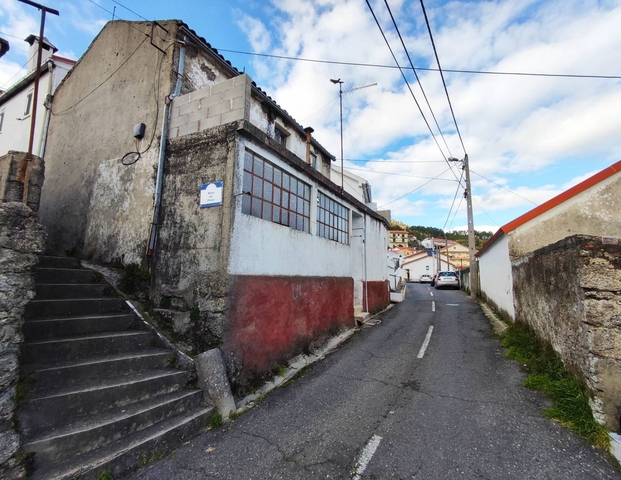 Moradia T3 - Cantar-Galo e Vila do Carvalho, Covilh, Castelo Branco - Imagem grande