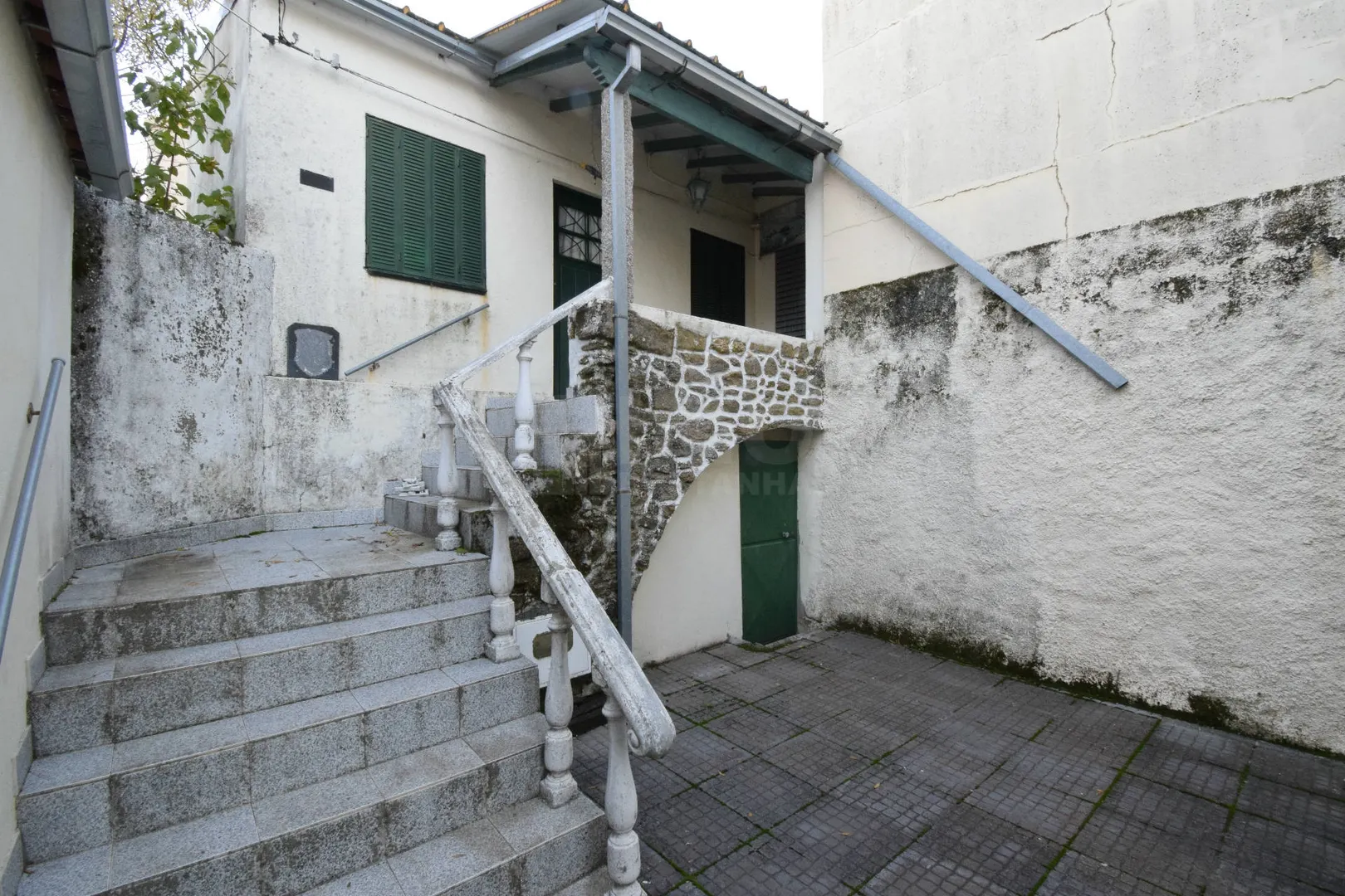 Moradia T2 - Marmeleiro, Guarda, Guarda