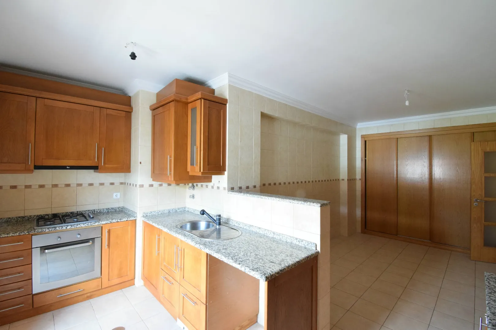 Apartamento T2 - Covilh, Covilh, Castelo Branco - Miniatura: 4/9
